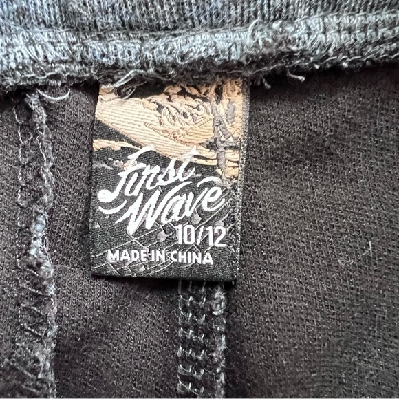 Dark charcoal gray boys 10/12 First Wave Elastic Waist Youth Knit Shorts - Picture 3 of 6